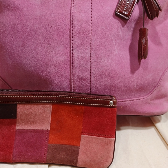 Coach suede satchel and wristlet - Picture 3 of 13